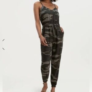Splendid Jumpsuit L‎ Camo Chic Elastic Waist V Neck Streetwear Femme Fall NEW